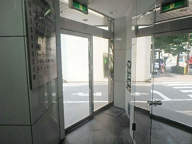 シガラキビルホール③