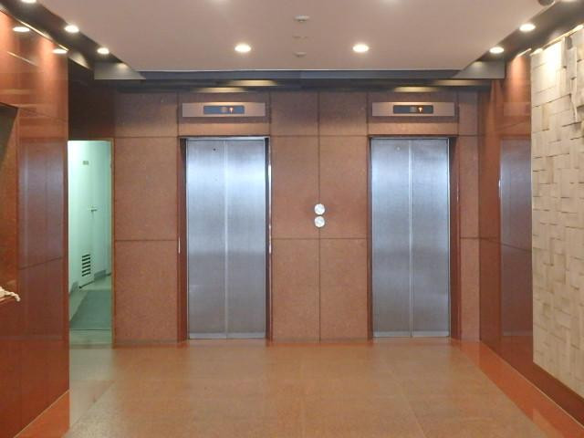 大橋御苑駅ビルホール②