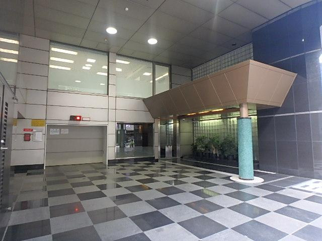 新宿第７葉山ビルエントランス①