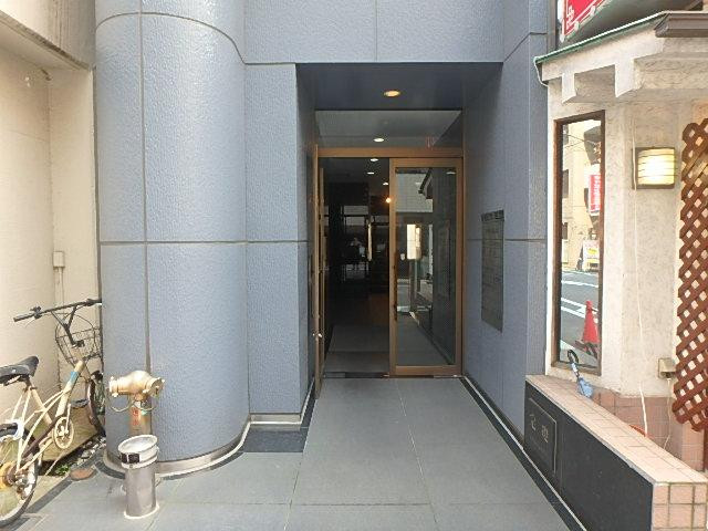 シブヤビルエントランス②