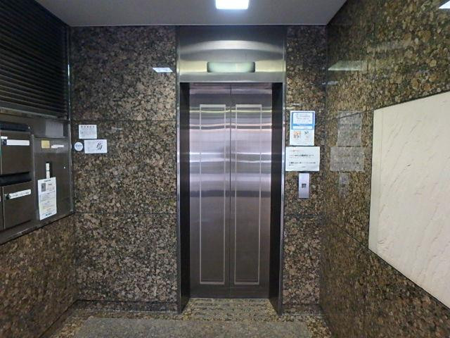 ホール②