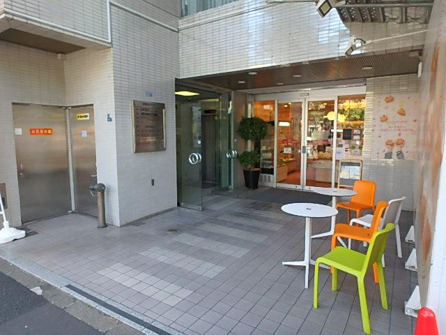 エントランス①