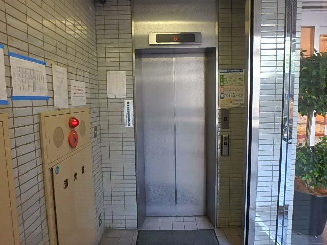 ホール②