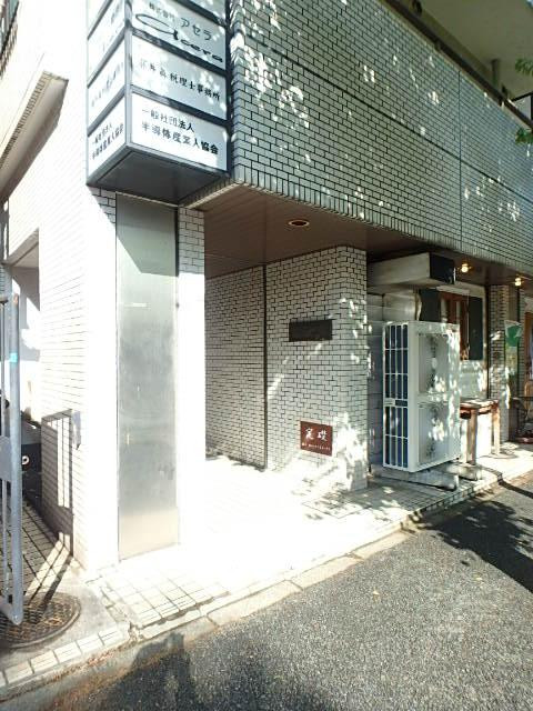 塩田ビルエントランス①