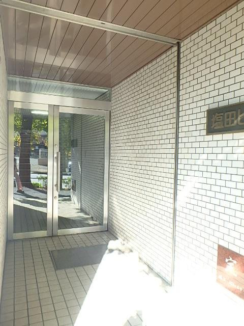 塩田ビルエントランス②