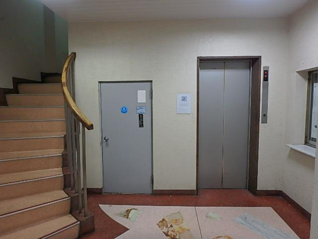 ホール③