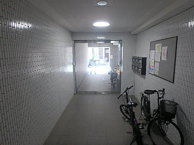 横山ビルホール③