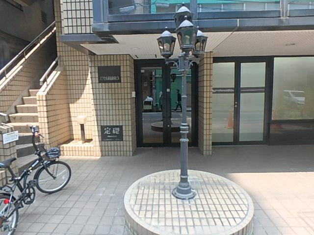 エクセル新宿御苑ビルエントランス④