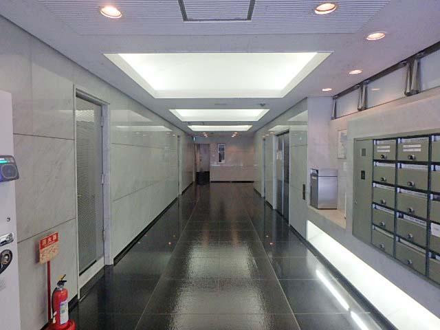 さわだビルホール①