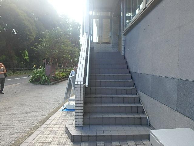 エントランス②