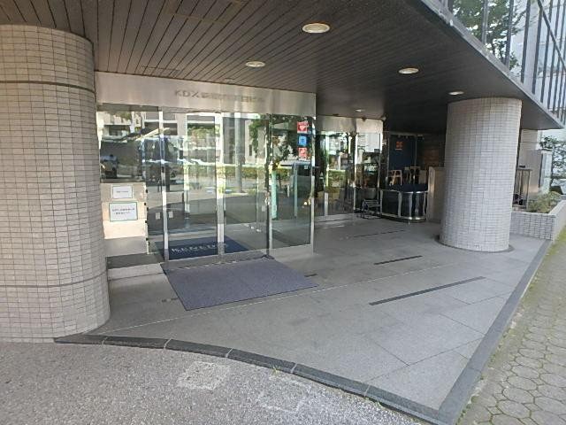ＫＤＸ新宿６丁目ビルエントランス①