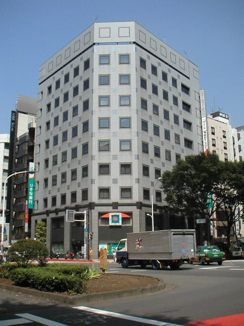 京王新宿３２１ビル外観①(メイン)