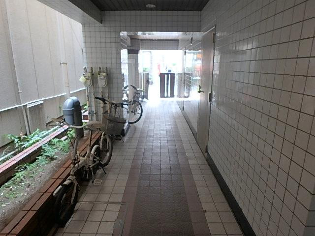 岩本ビルホール③