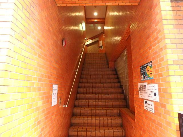 第３３宮廷ビルホール③
