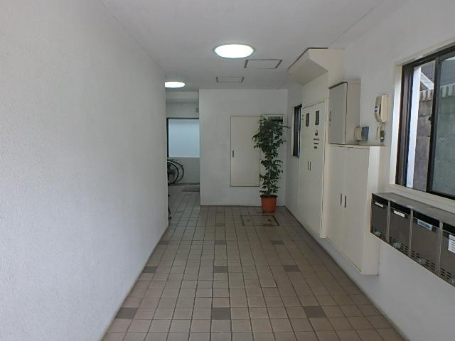 ホール①