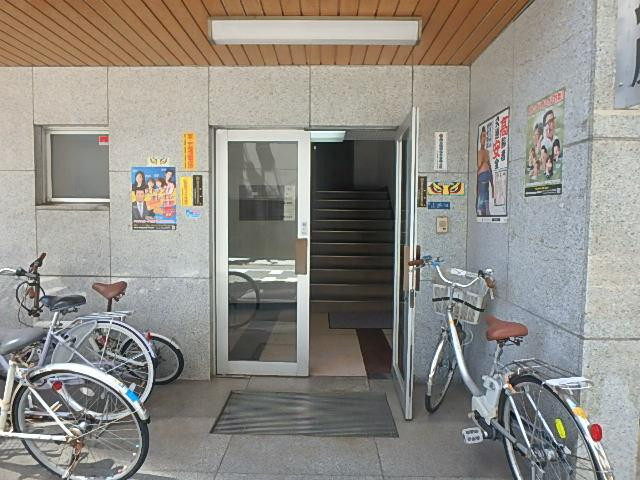エントランス②