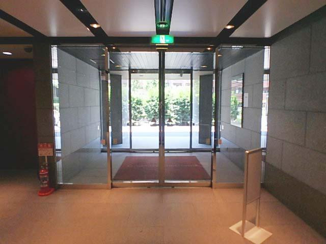 ホール④