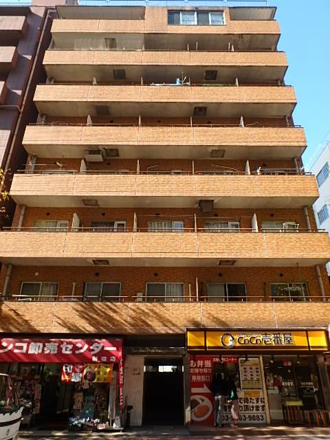 ライオンズマンション新宿御苑前外観②
