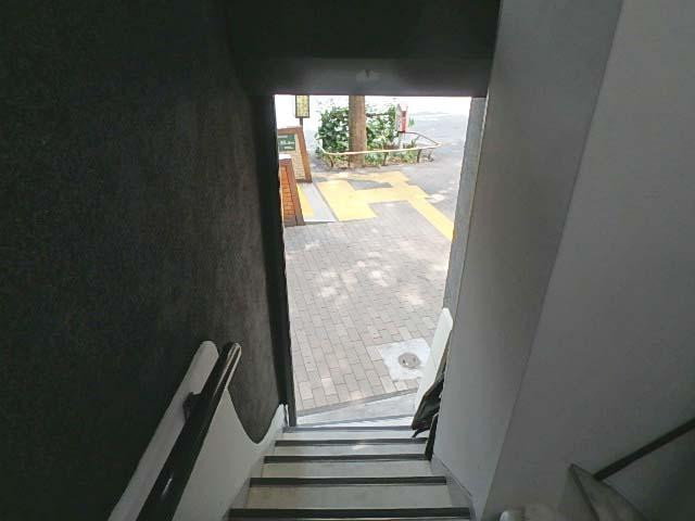 新宿Ｑビルホール②