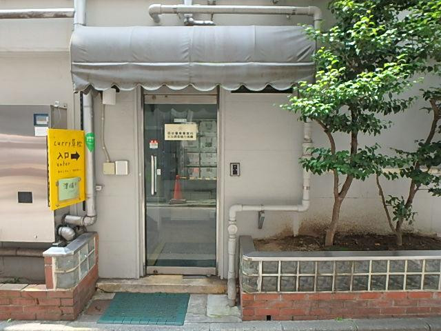 中江ビルエントランス②