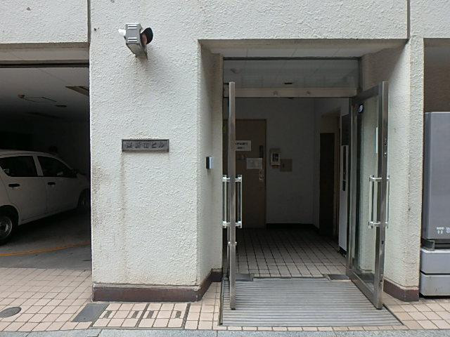 東新宿ビルエントランス②