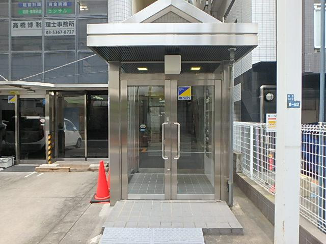 Ｄ５ビルエントランス②