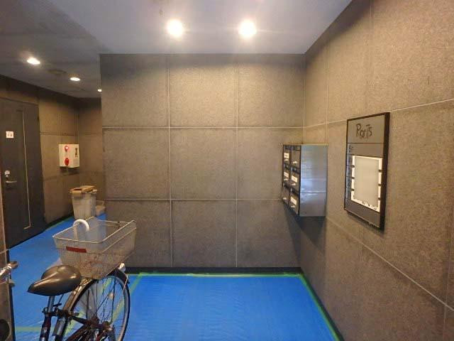 ホール①
