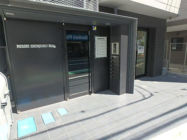 エントランス①