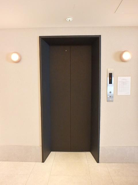 新宿御苑フロントホール④
