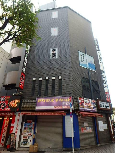 モアセンタービル外観②