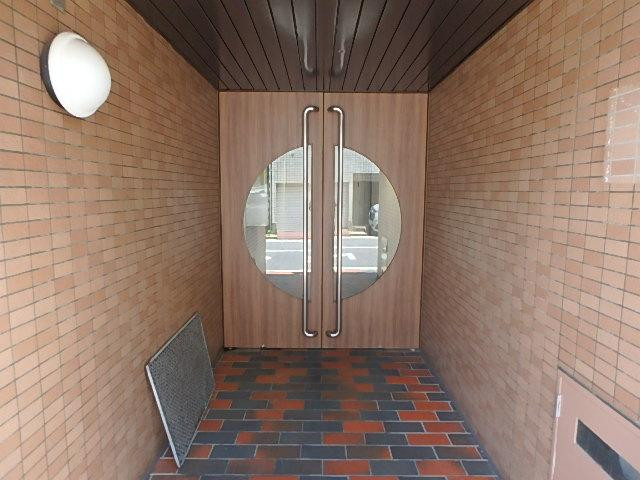 アゼリアビルエントランス②