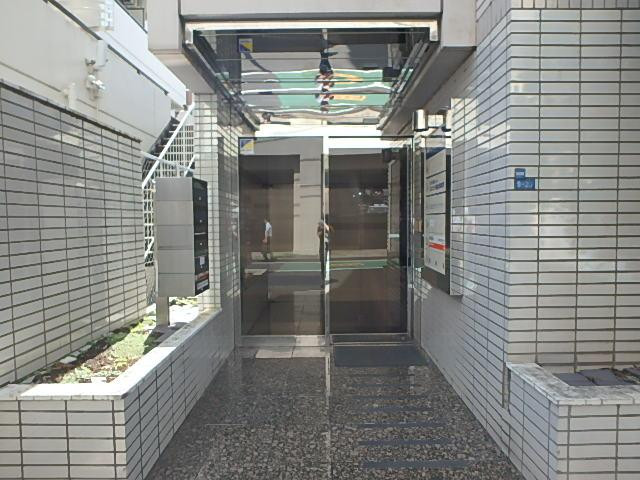 新小川町ビルエントランス③