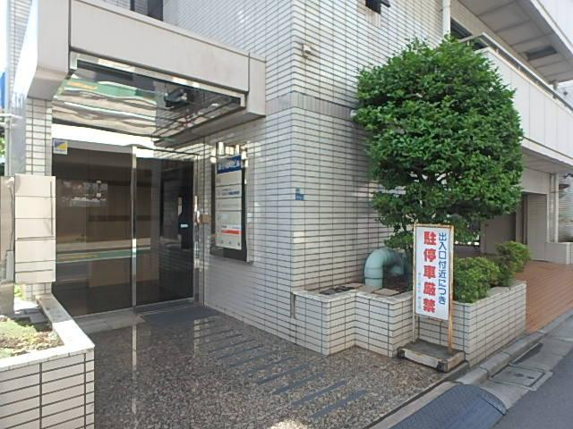 新小川町ビルエントランス①