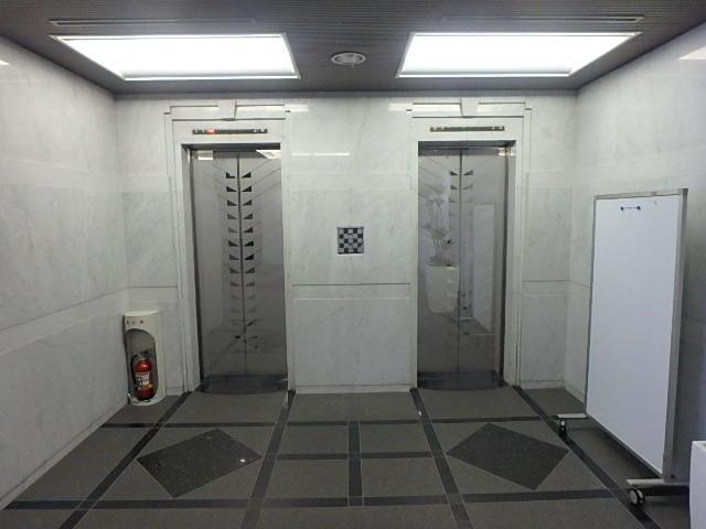 ３６山京ビルホール②