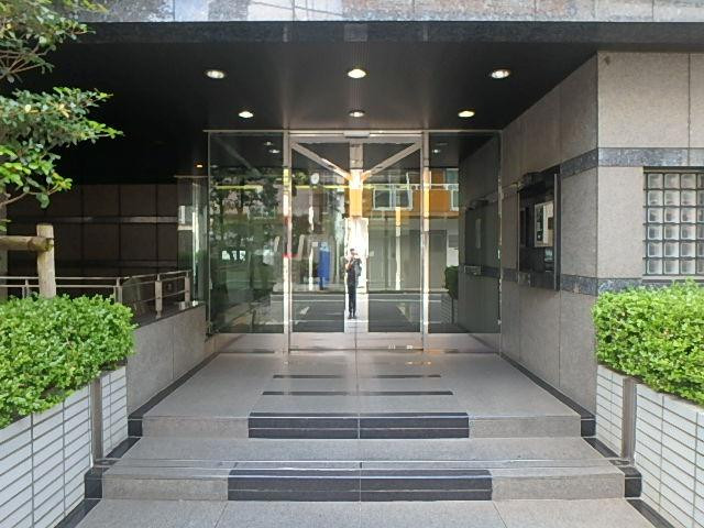 ３６山京ビルエントランス②