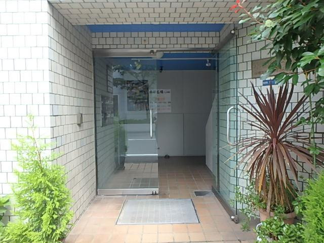 小宮山ビルエントランス③