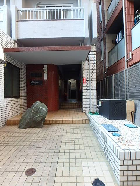 メイゾン神楽坂エントランス②