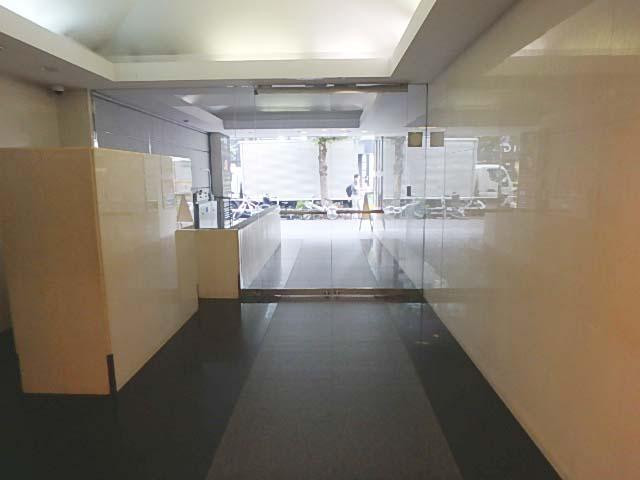 西新宿Ｋ－１ビルホール③