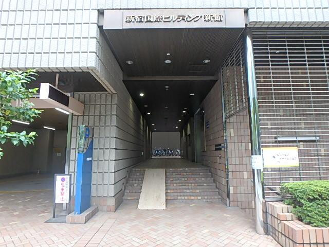 新宿国際ビルディング新館／ヒルトン東京　オフィス棟エントランス②