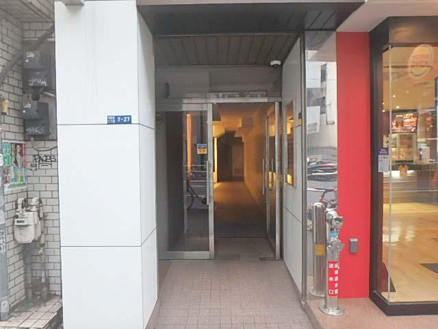 第１守徳ビルエントランス②