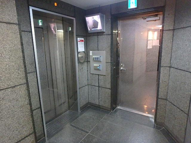 西新宿ＩＫビルホール③