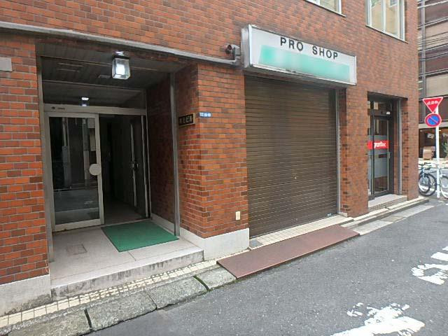 井上ビルエントランス①