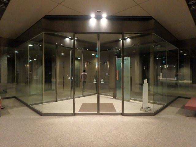 エントランス②
