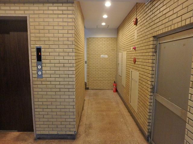 新銘ビルホール①