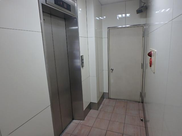 岡崎ビルホール②