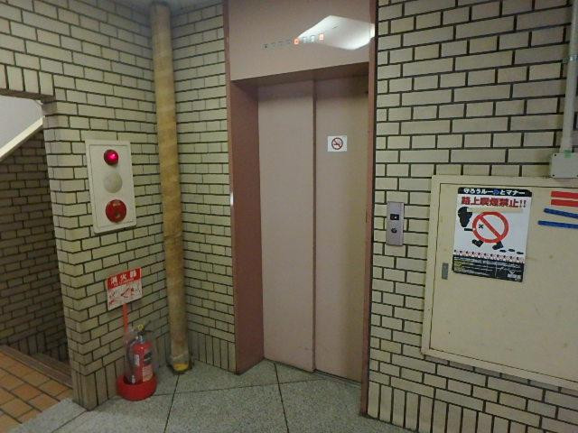 平田ビル（弐号館）ホール②