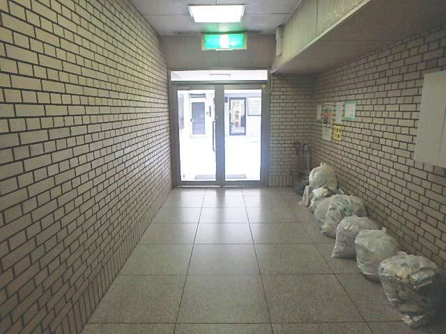 平田ビル（弐号館）ホール③