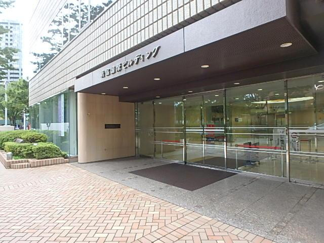 新宿国際ビルディング本館エントランス①