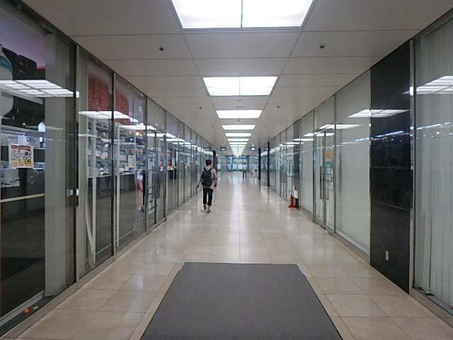 新宿サンエービルホール①