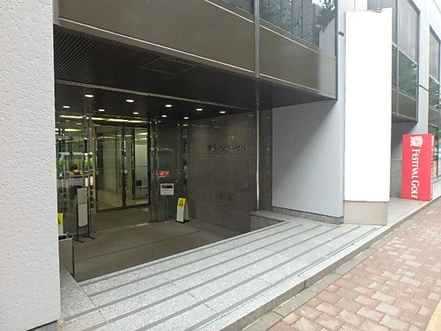 新宿サンエービルエントランス①